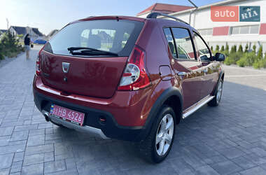 Внедорожник / Кроссовер Dacia Sandero StepWay 2011 в 