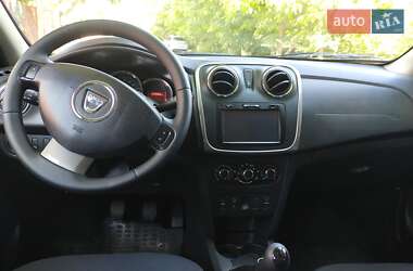 Внедорожник / Кроссовер Dacia Sandero StepWay 2014 в 