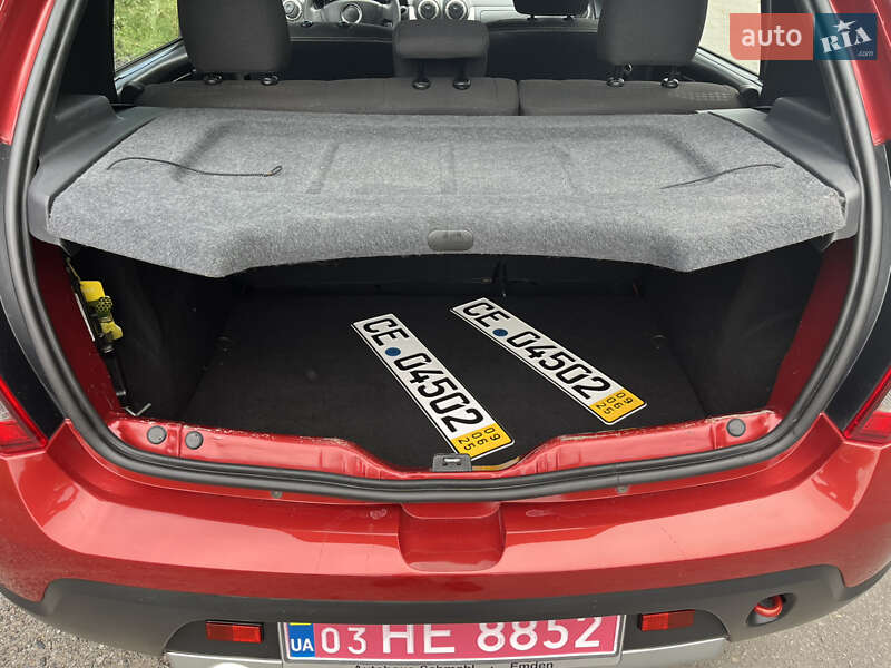 Внедорожник / Кроссовер Dacia Sandero StepWay 2011 в Хороле