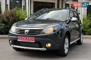 Внедорожник / Кроссовер Dacia Sandero StepWay 2010 в Виннице