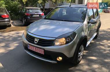 Внедорожник / Кроссовер Dacia Sandero StepWay 2011 в 