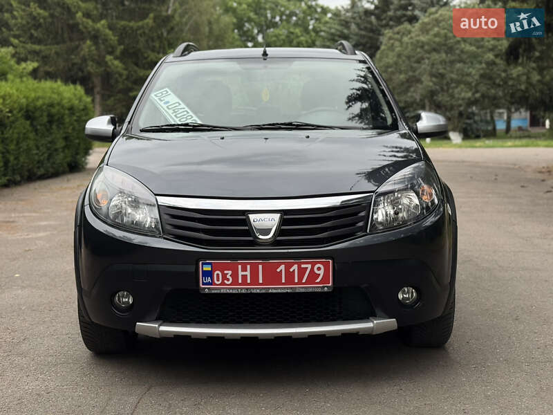 Внедорожник / Кроссовер Dacia Sandero StepWay 2011 в Умани