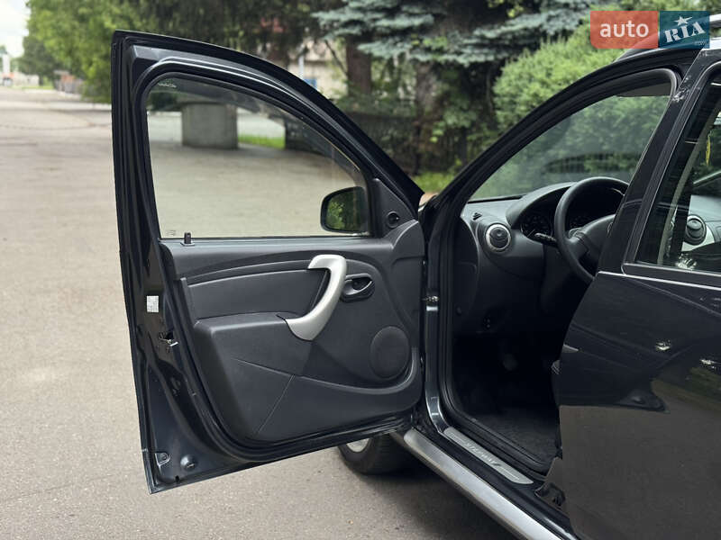 Внедорожник / Кроссовер Dacia Sandero StepWay 2011 в Умани