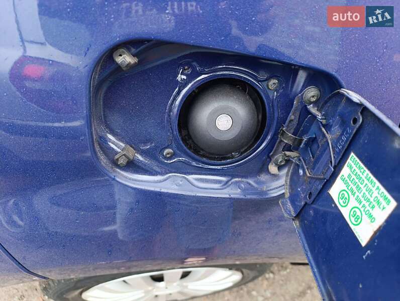 Внедорожник / Кроссовер Dacia Sandero StepWay 2009 в Конотопе