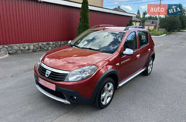Внедорожник / Кроссовер Dacia Sandero StepWay 2010 в Кременчуге
