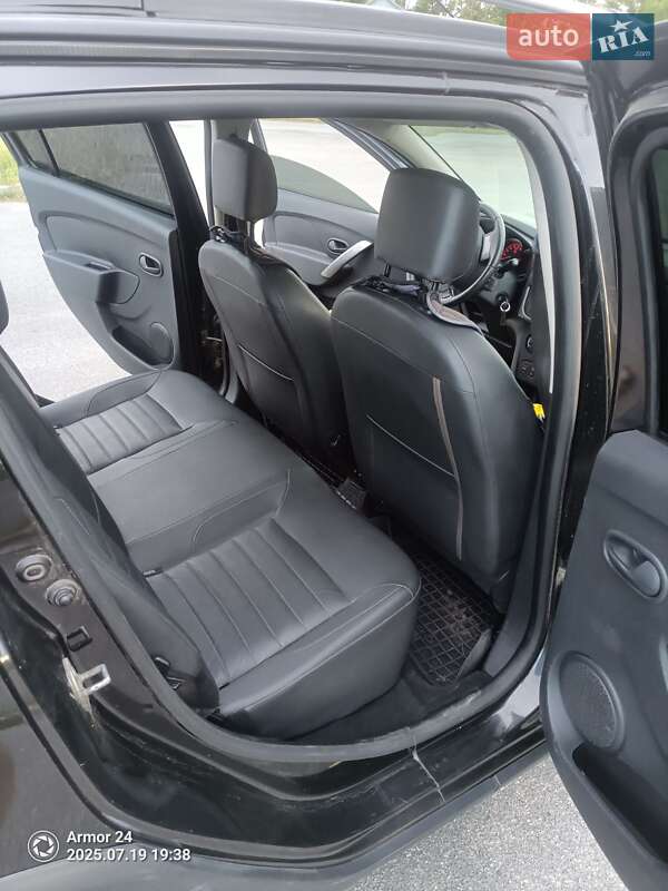 Внедорожник / Кроссовер Dacia Sandero StepWay 2013 в Мене