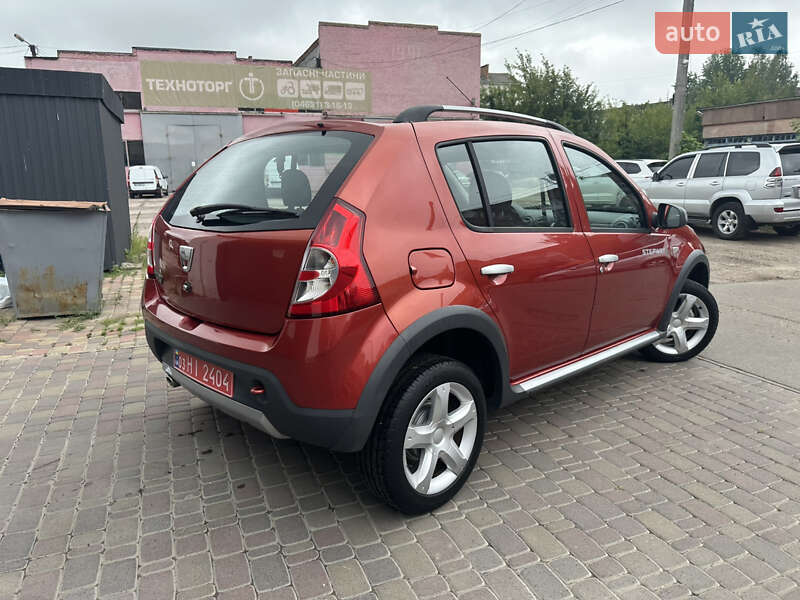 Внедорожник / Кроссовер Dacia Sandero StepWay 2010 в Нежине