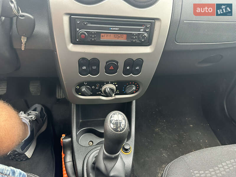 Внедорожник / Кроссовер Dacia Sandero StepWay 2010 в Нежине