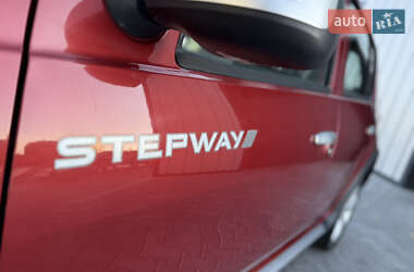 Внедорожник / Кроссовер Dacia Sandero StepWay 2009 в 