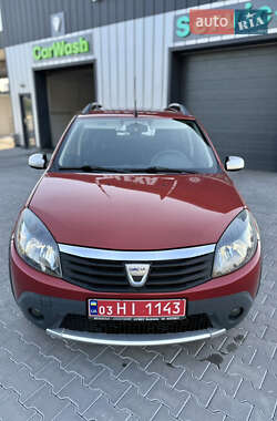 Внедорожник / Кроссовер Dacia Sandero StepWay 2009 в 