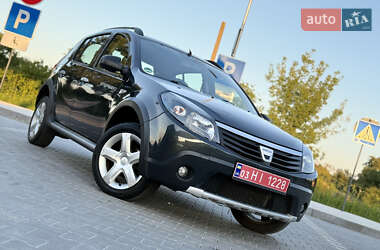 Позашляховик / Кросовер Dacia Sandero StepWay 2010 в Володимирі