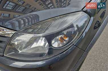 Внедорожник / Кроссовер Dacia Sandero StepWay 2010 в 