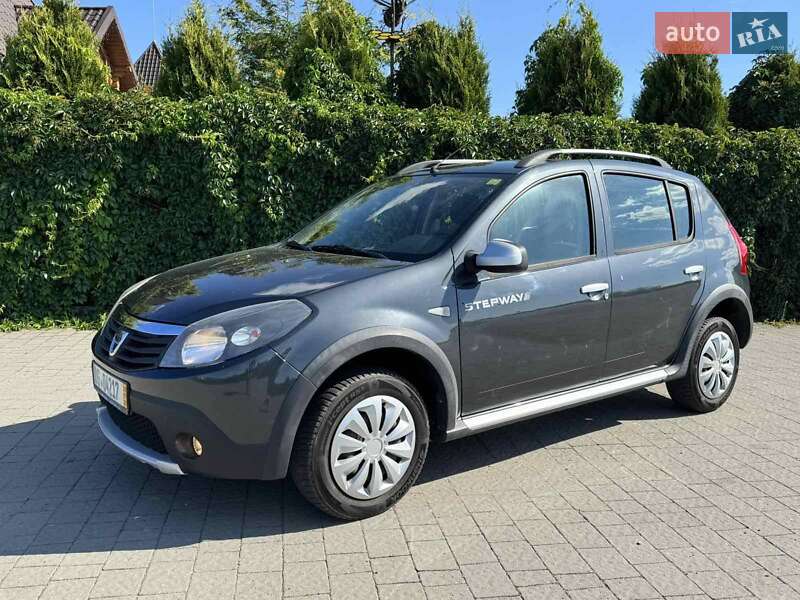 Внедорожник / Кроссовер Dacia Sandero StepWay 2012 в Стрые фото 9 Внедорожник / Кроссовер Dacia Sandero StepWay 2012 в Стрые