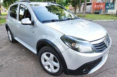 Позашляховик / Кросовер Dacia Sandero StepWay 2012 в Кролевці