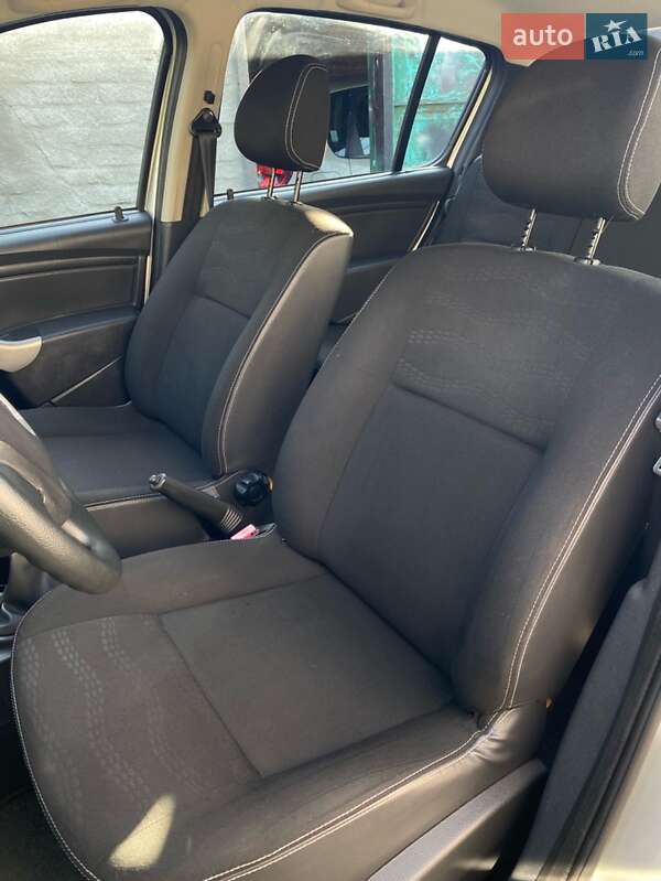 Позашляховик / Кросовер Dacia Sandero StepWay 2010 в Кременчуці