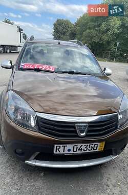 Внедорожник / Кроссовер Dacia Sandero StepWay 2012 в 