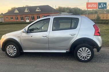 Внедорожник / Кроссовер Dacia Sandero StepWay 2011 в 