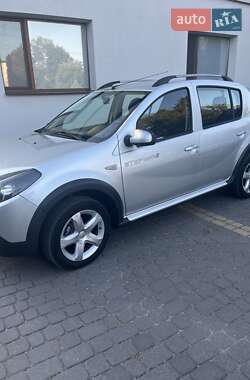 Внедорожник / Кроссовер Dacia Sandero StepWay 2011 в Виннице