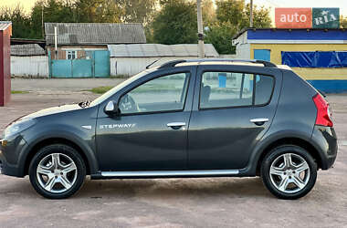 Внедорожник / Кроссовер Dacia Sandero StepWay 2011 в 