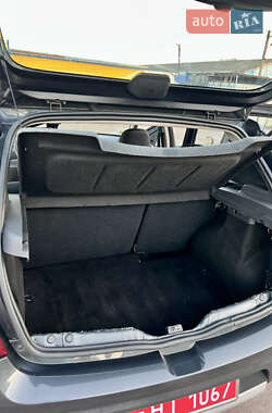 Внедорожник / Кроссовер Dacia Sandero StepWay 2011 в 
