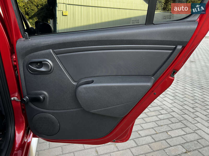 Внедорожник / Кроссовер Dacia Sandero StepWay 2009 в Полтаве