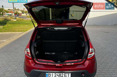 Позашляховик / Кросовер Dacia Sandero StepWay 2009 в  фото 27 Позашляховик / Кросовер Dacia Sandero StepWay 2009 в