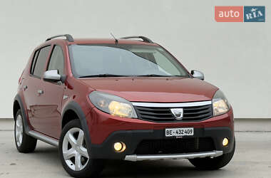 Внедорожник / Кроссовер Dacia Sandero StepWay 2010 в 