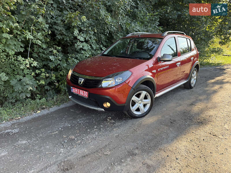 Внедорожник / Кроссовер Dacia Sandero StepWay 2011 в Ровно