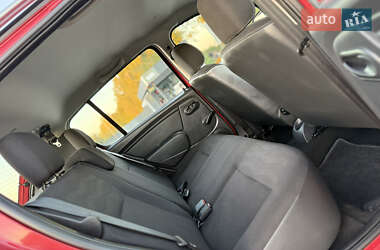 Внедорожник / Кроссовер Dacia Sandero StepWay 2011 в 