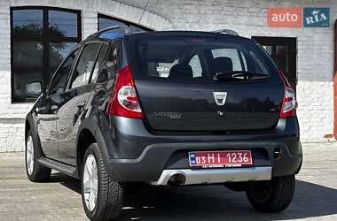 Внедорожник / Кроссовер Dacia Sandero StepWay 2010 в 