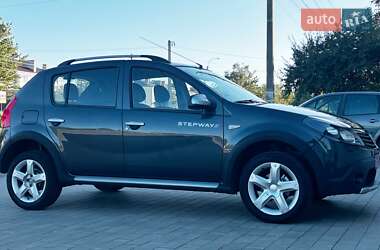 Внедорожник / Кроссовер Dacia Sandero StepWay 2010 в 