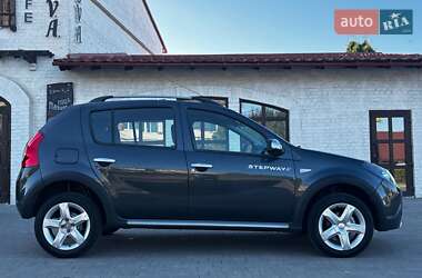 Внедорожник / Кроссовер Dacia Sandero StepWay 2010 в 