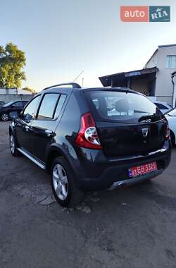 Внедорожник / Кроссовер Dacia Sandero StepWay 2009 в 