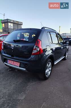 Внедорожник / Кроссовер Dacia Sandero StepWay 2009 в 