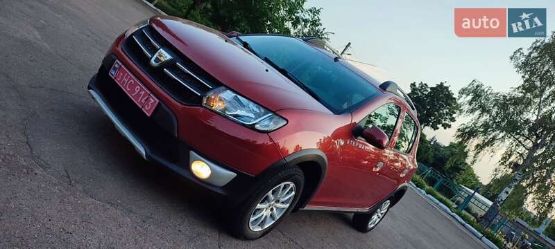 Внедорожник / Кроссовер Dacia Sandero StepWay 2013 в 