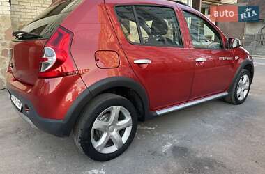 Внедорожник / Кроссовер Dacia Sandero StepWay 2010 в 
