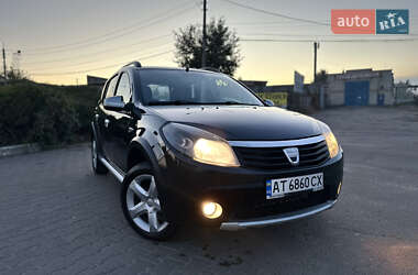 Внедорожник / Кроссовер Dacia Sandero StepWay 2011 в 
