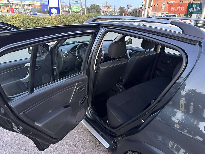 Внедорожник / Кроссовер Dacia Sandero StepWay 2011 в Сумах