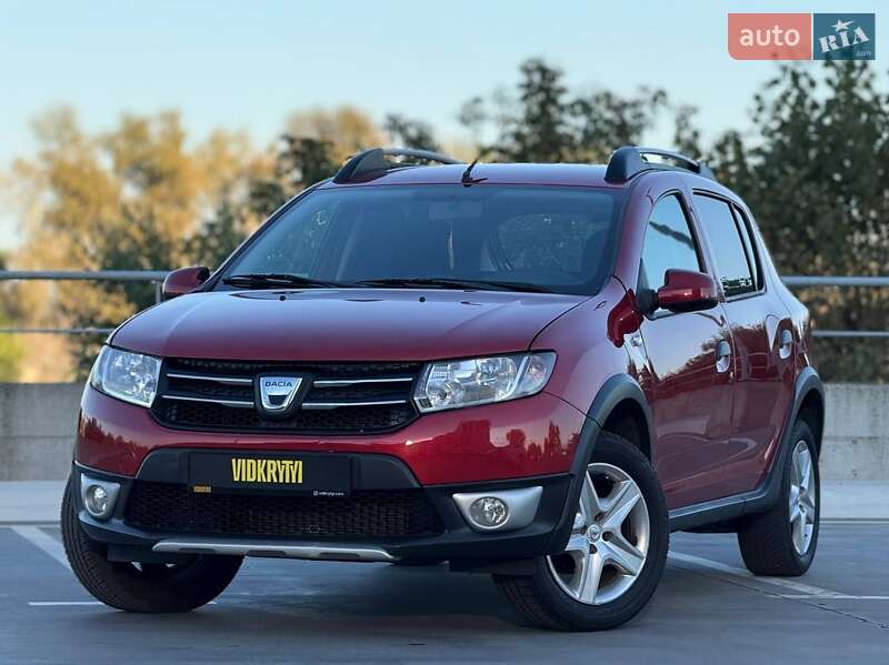 Внедорожник / Кроссовер Dacia Sandero StepWay 2014 в 