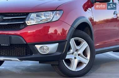 Внедорожник / Кроссовер Dacia Sandero StepWay 2014 в 