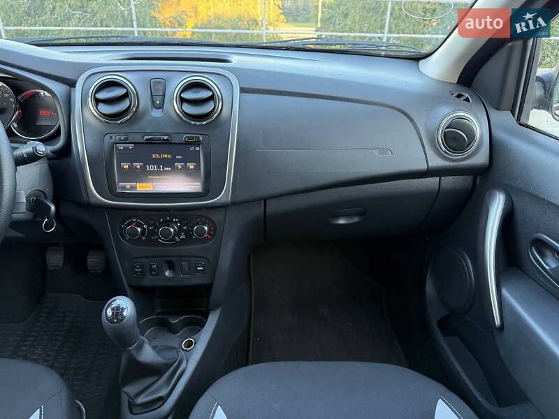 Позашляховик / Кросовер Dacia Sandero StepWay 2014 в Києві