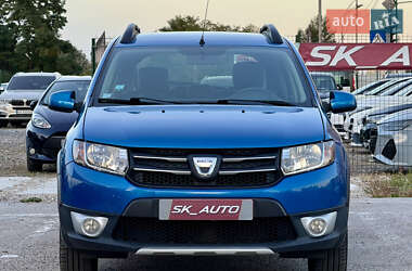 Внедорожник / Кроссовер Dacia Sandero StepWay 2013 в 