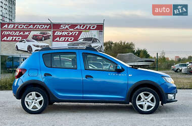 Внедорожник / Кроссовер Dacia Sandero StepWay 2013 в 