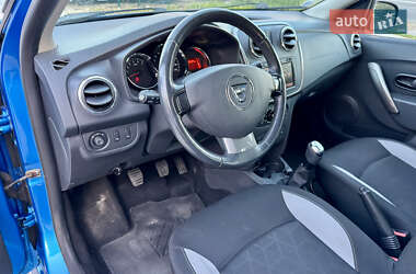 Внедорожник / Кроссовер Dacia Sandero StepWay 2013 в 