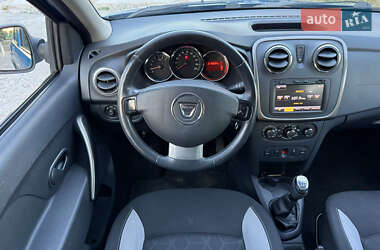 Внедорожник / Кроссовер Dacia Sandero StepWay 2013 в 