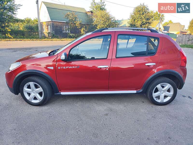 Внедорожник / Кроссовер Dacia Sandero StepWay 2011 в Глухове
