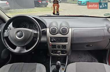 Позашляховик / Кросовер Dacia Sandero StepWay 2010 в  фото 12 Позашляховик / Кросовер Dacia Sandero StepWay 2010 в