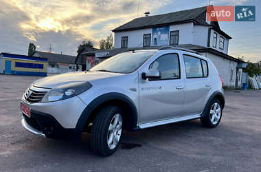 Внедорожник / Кроссовер Dacia Sandero StepWay 2011 в 