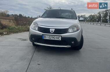 Внедорожник / Кроссовер Dacia Sandero StepWay 2010 в 
