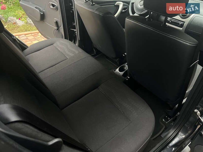 Внедорожник / Кроссовер Dacia Sandero StepWay 2011 в Гадяче